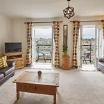Host & Stay - Harbour View House